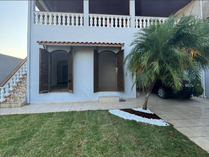 Casa, 3 quartos, 300 m² - Foto 2