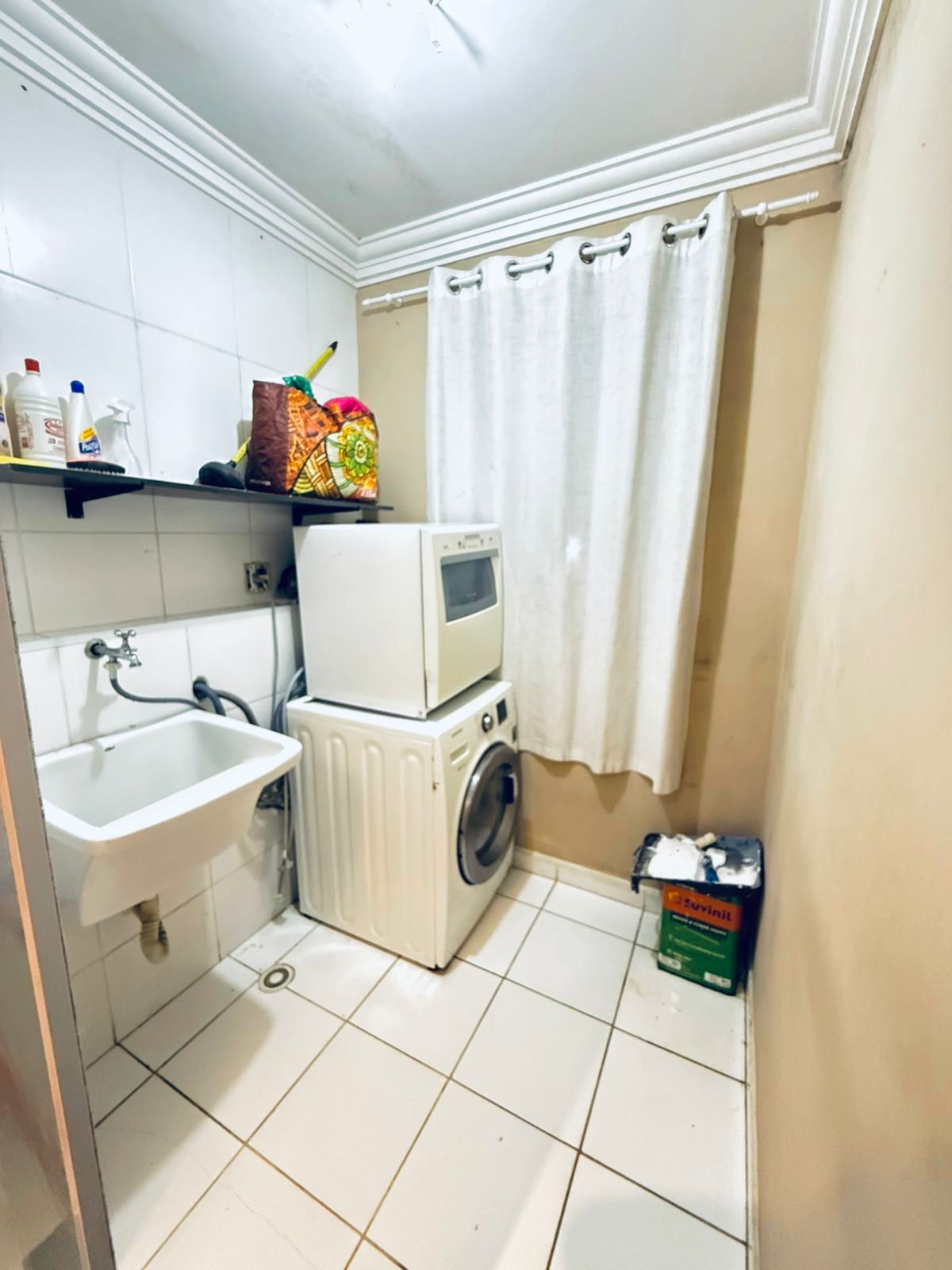 OPORTUNIDADE!!! APARTAMENTO - 02 QUARTOS e 02 VAGAS DE GARAGEM - RESID. DOU GRANJA VIANA - COTIA/SP