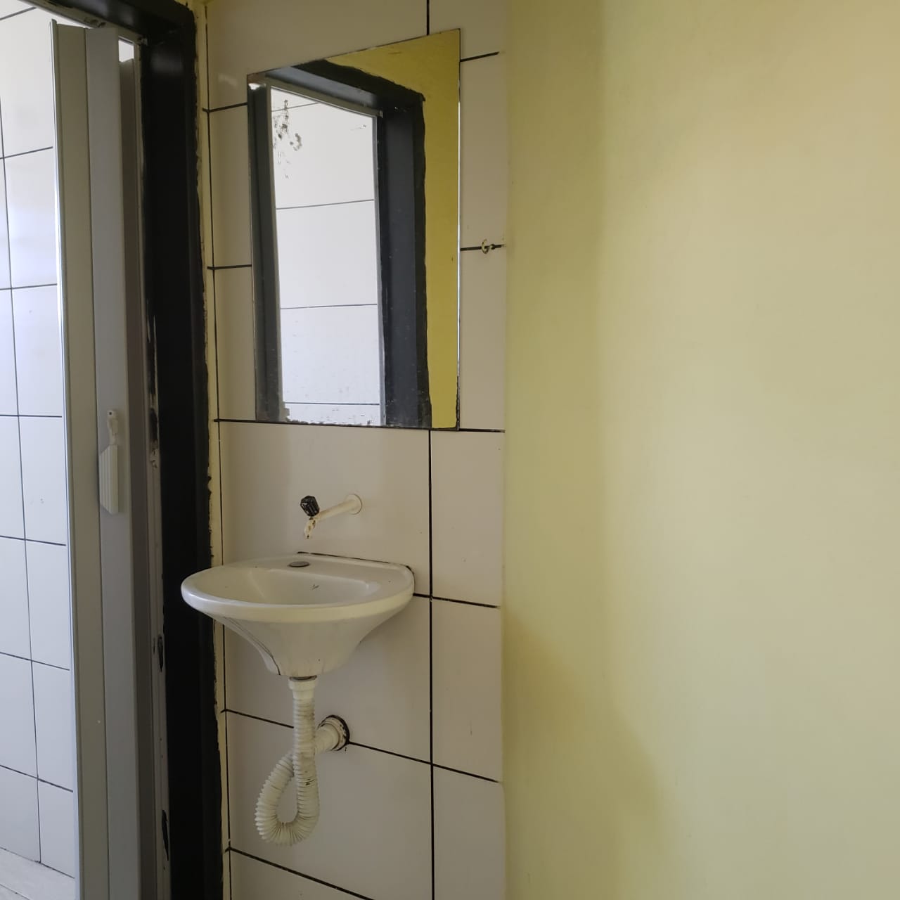 Galpão Comercial 120m² - Parque Ipe / SP