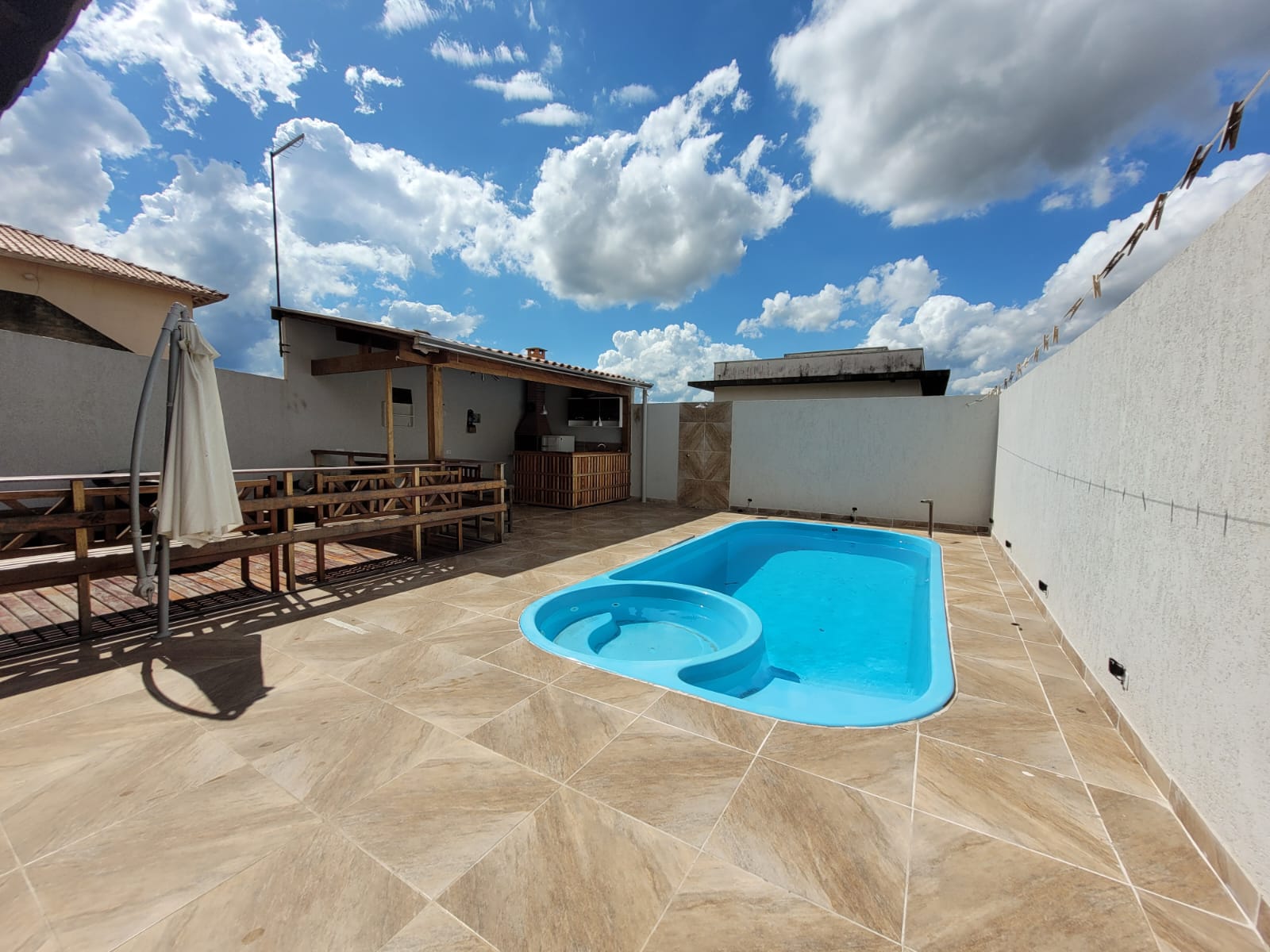 Sítio, 3 quartos, 250 m² - Foto 2