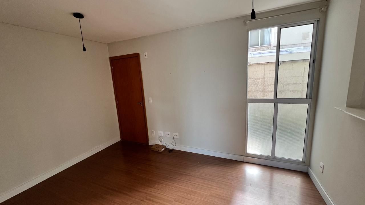 Apartamento 2 Dormitórios - Condomínio Residencial Parque Saint Christopher - Jardim Caiapiá - Cotia/SP
