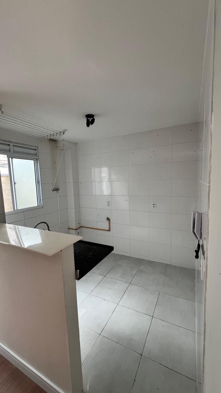 Apartamento 2 Dormitórios - Condomínio Residencial Parque Saint Christopher - Jardim Caiapiá - Cotia/SP