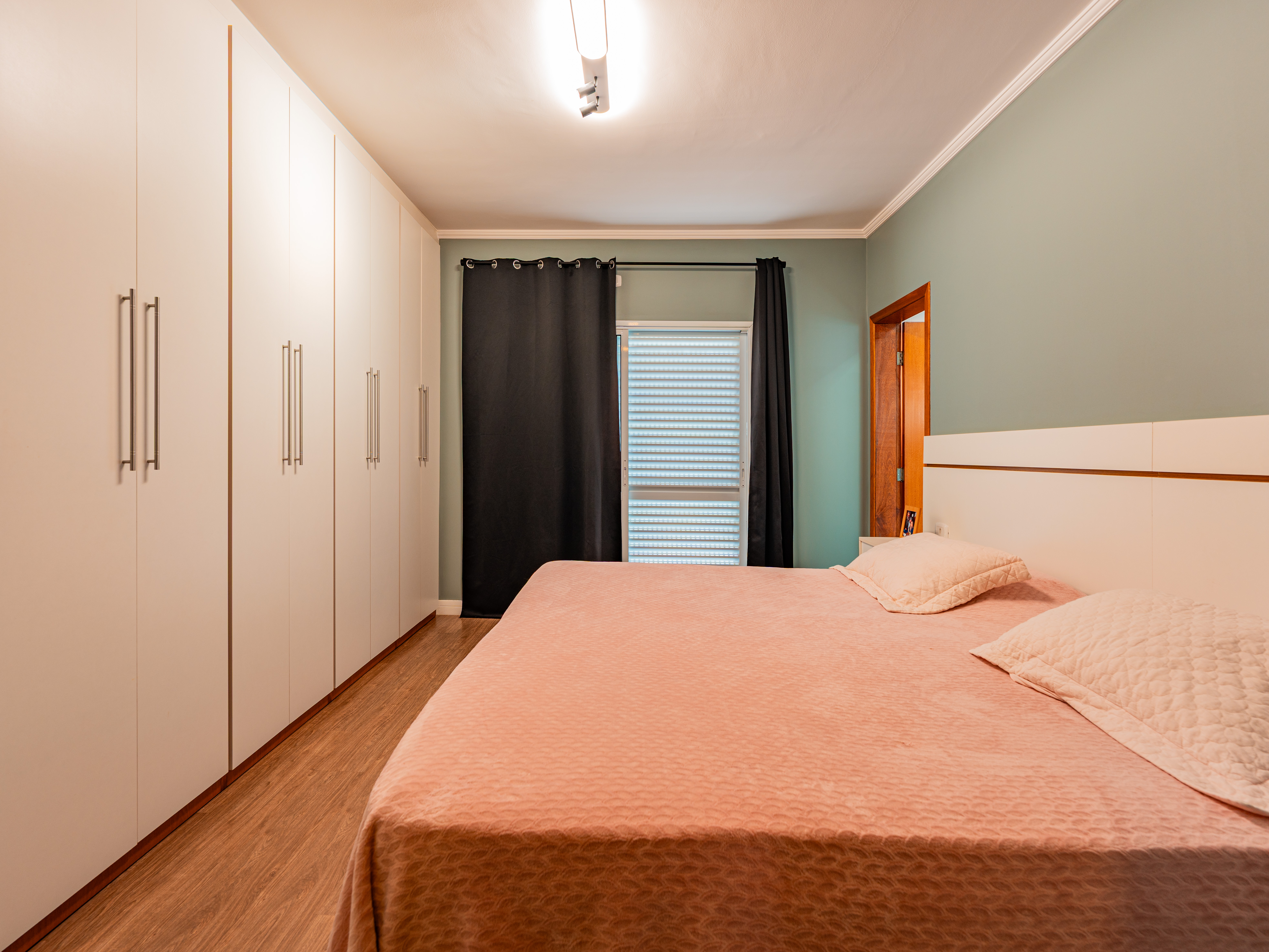 Casa com 3 Dormitórios em Condomínio fechado Reserva Vale Verde - Cotia/SP