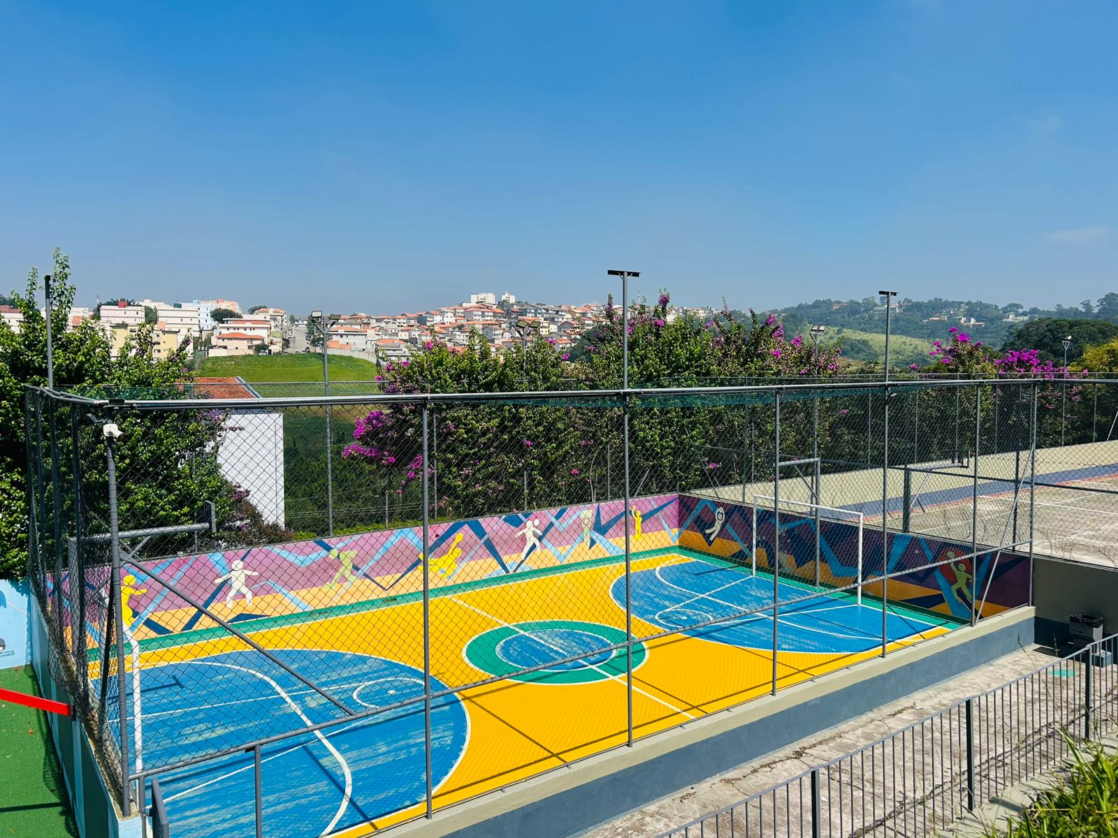 Apartamento com 02 Dormitórios - Condomínio Green Land - Jardim Caiapiá - Cotia/SP