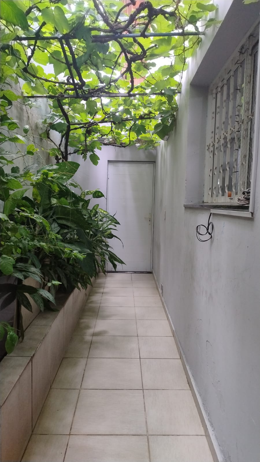 Ótima casa com 02 dormitórios e 02 vagas garagem - Vila Nova Mazzei - São Paulo