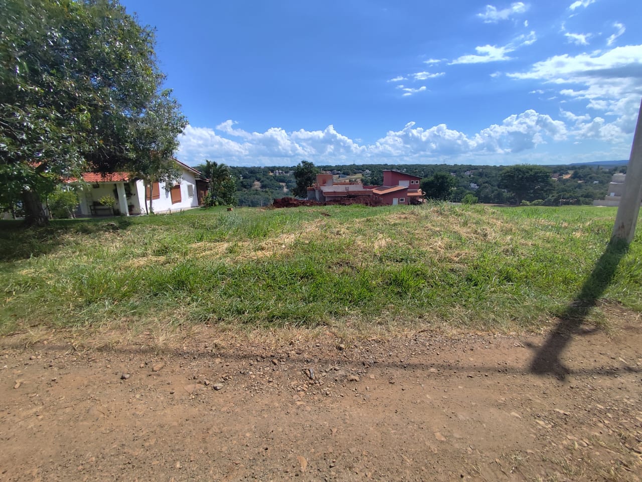Terreno com 450m² - Ninho Verde II Eco Residence - Pardinho/SP