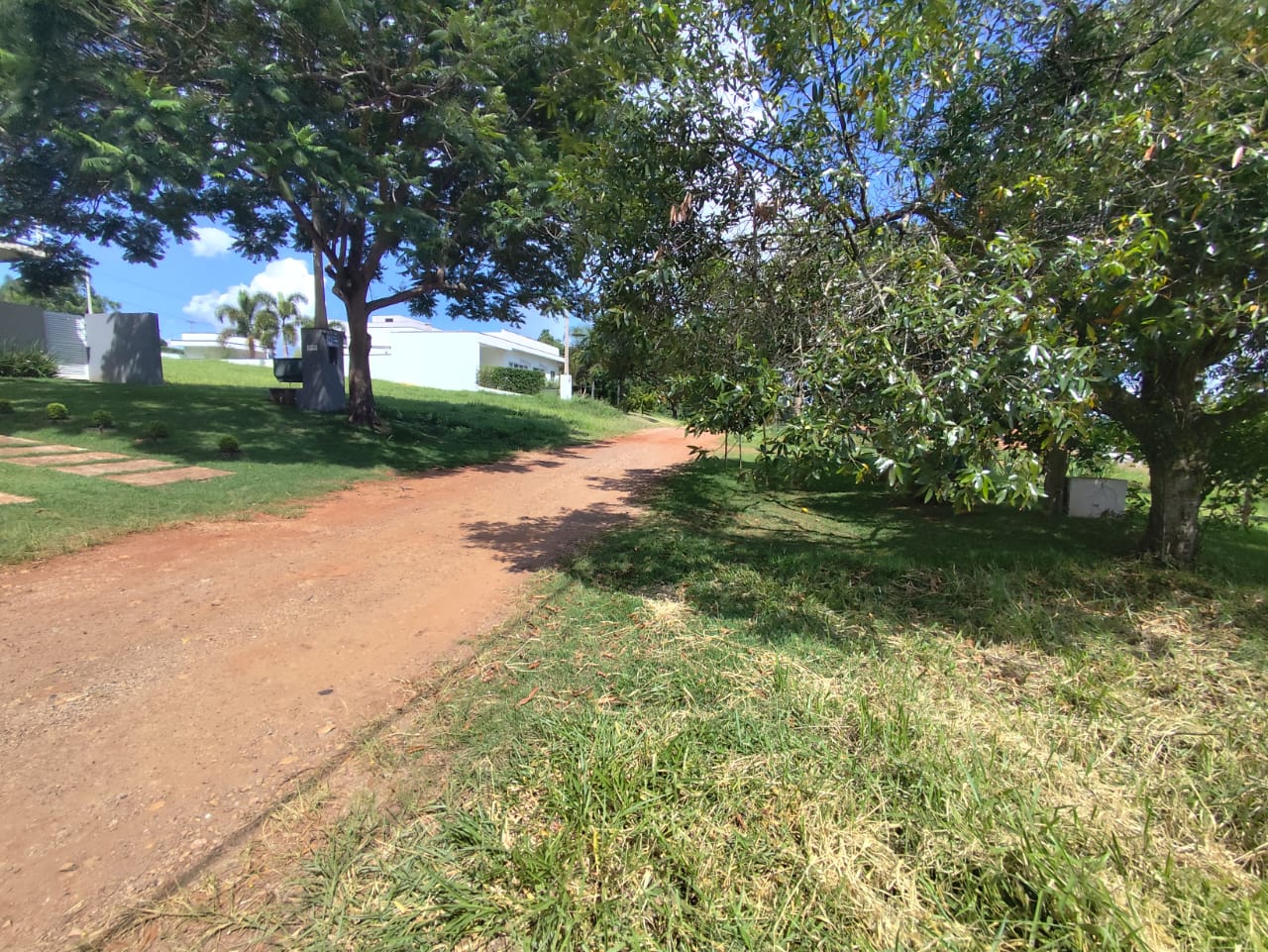 Terreno com 450m² - Ninho Verde II Eco Residence - Pardinho/SP