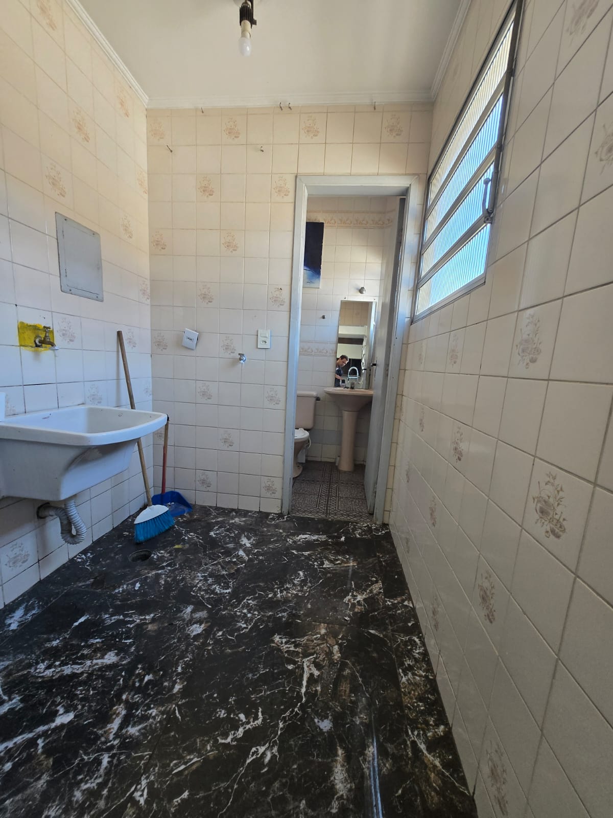 Apartamento com 02 Quartos - Edifício João Carlos - Osasco/SP