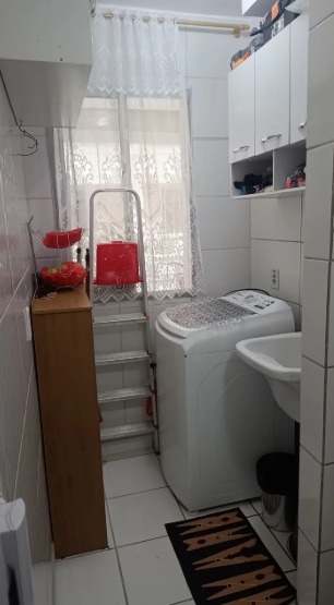Apartamento com 02 Quartos - Cotia/SP