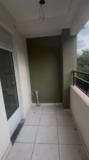 Apartamento com 02 Quartos em Condomínio - Cotia/SP