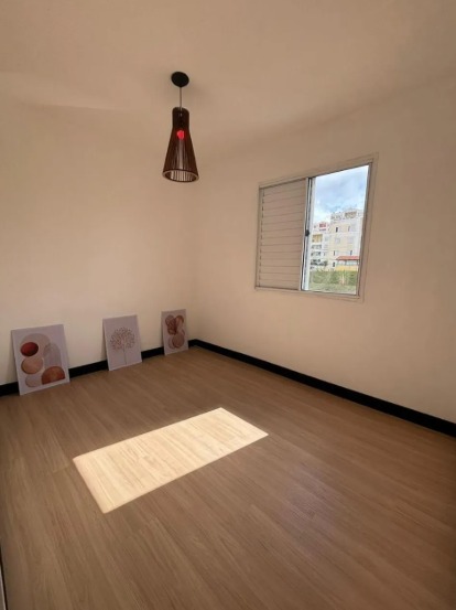 Apartamento com 02 Quartos em Condomínio - Cotia/SP