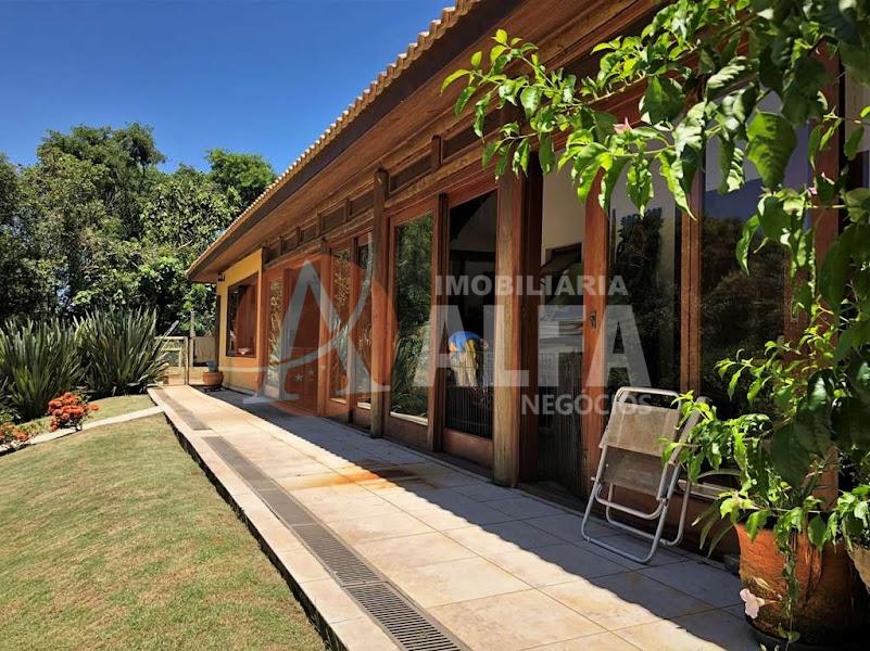 Casa à venda com 4 quartos, 1806m² - Foto 21