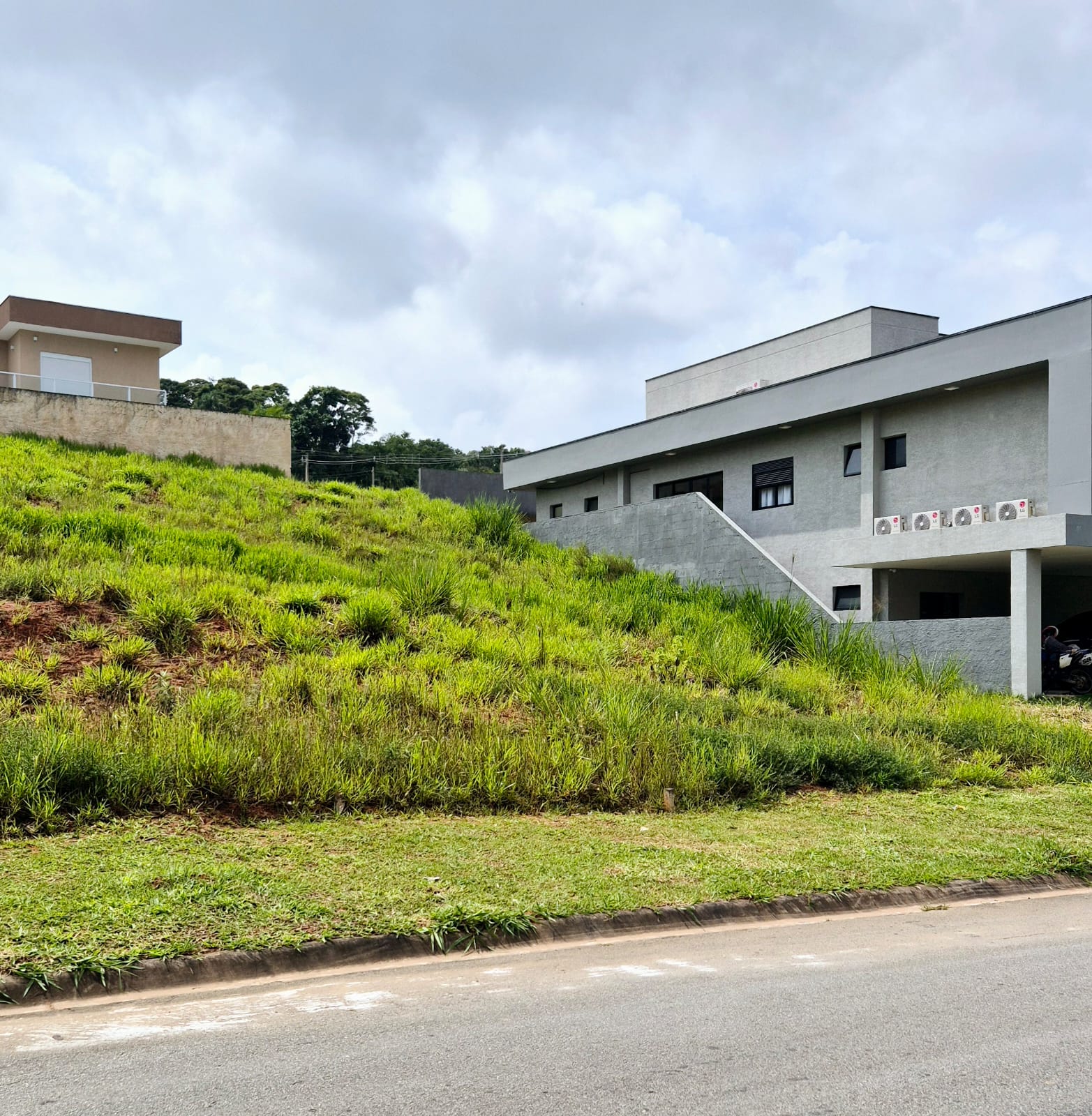 TERRENO(V) COM 403m² - CONDOMÍNIO RESERVA SANTA PAULA - PARQUE DOM HENRIQUE - COTIA/SP