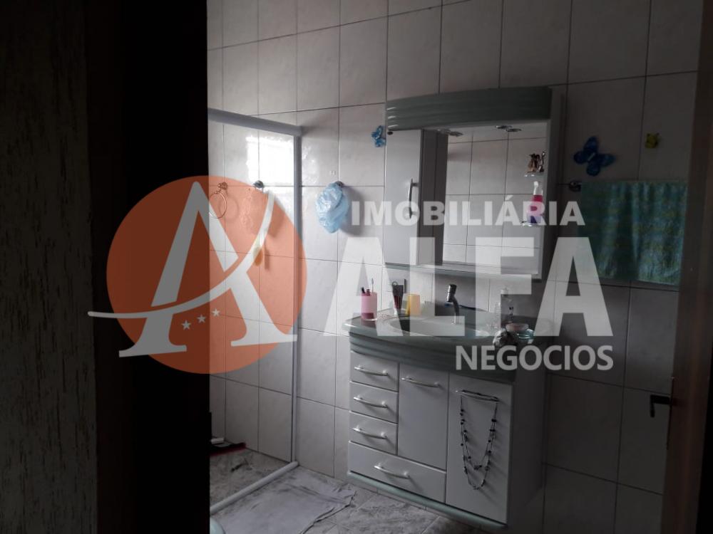 Casa à venda com 7 quartos, 250m² - Foto 30