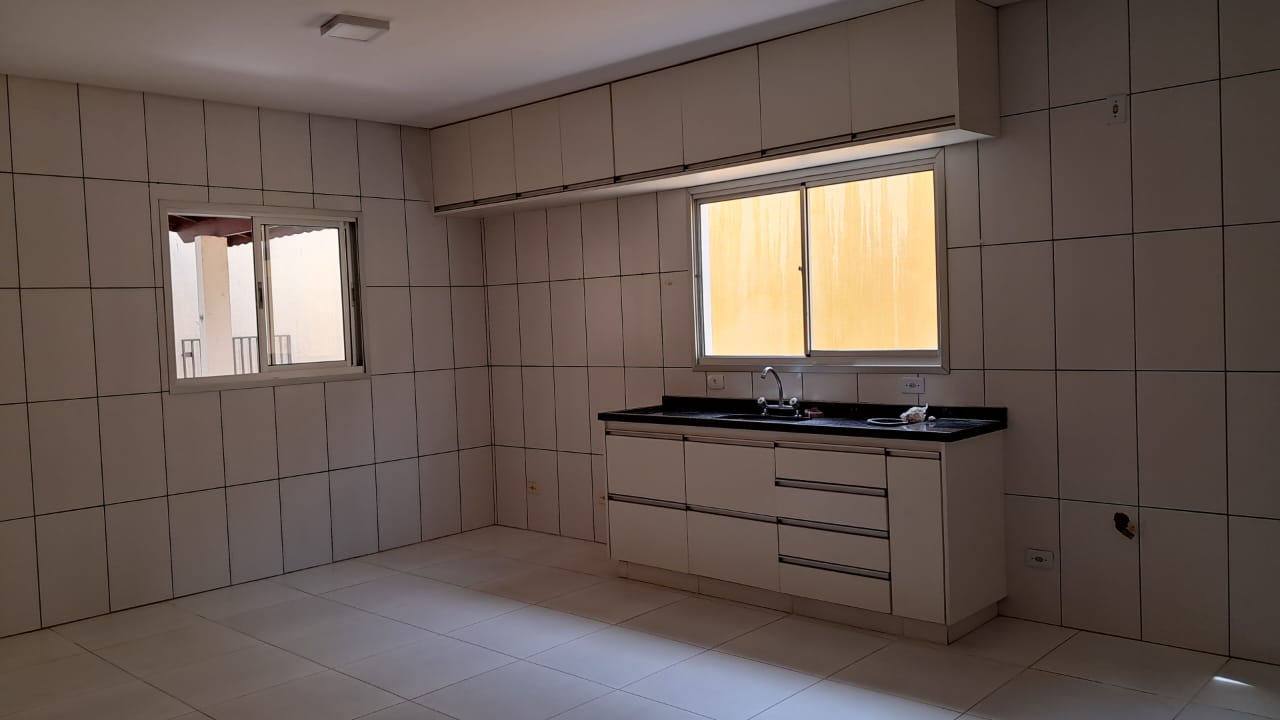 Casa com 04 Quartos - Condomínio Parque São Paulo - (Granja Viana) Cotia/SP