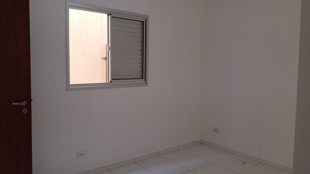 Casa com 04 Quartos - Condomínio Parque São Paulo - (Granja Viana) Cotia/SP