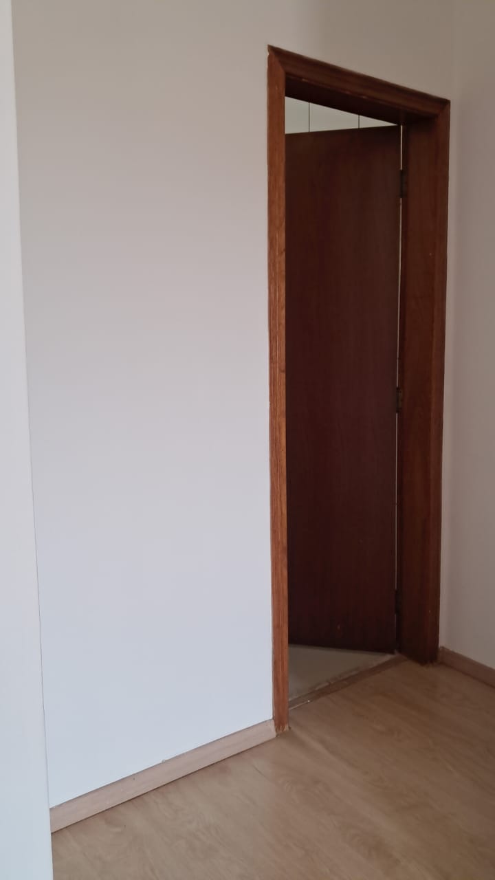 Casa com 04 Quartos - Condomínio Parque São Paulo - (Granja Viana) Cotia/SP