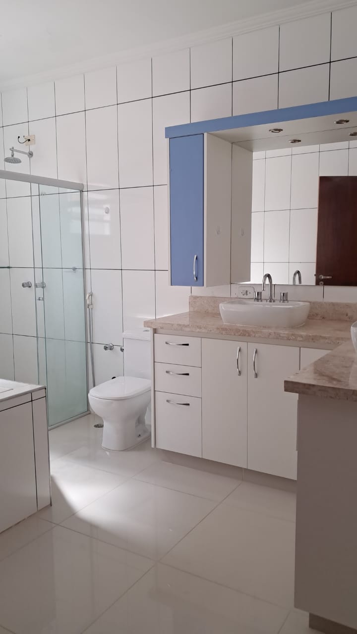 Casa com 04 Quartos - Condomínio Parque São Paulo - (Granja Viana) Cotia/SP