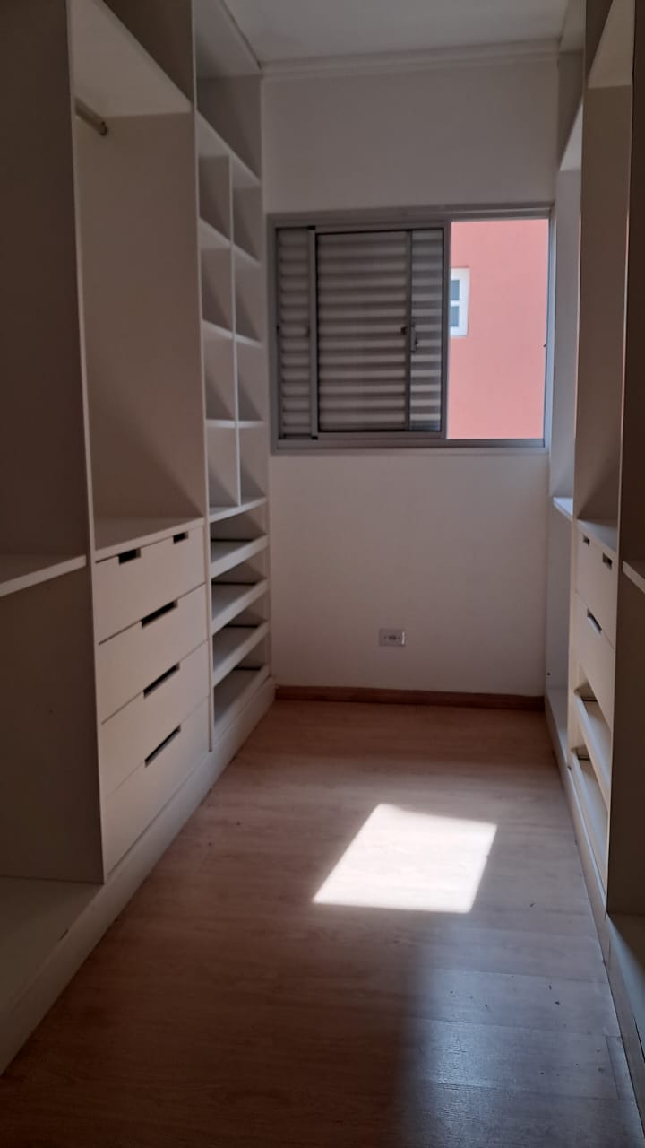 Casa com 04 Quartos - Condomínio Parque São Paulo - (Granja Viana) Cotia/SP