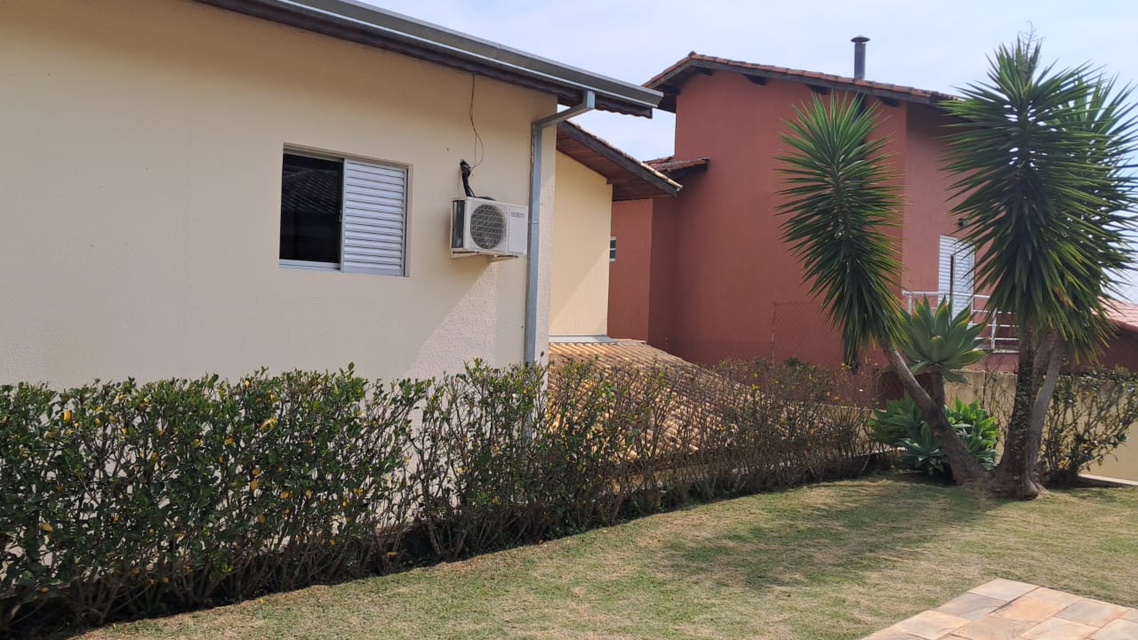 Casa com 04 Quartos - Condomínio Parque São Paulo - (Granja Viana) Cotia/SP