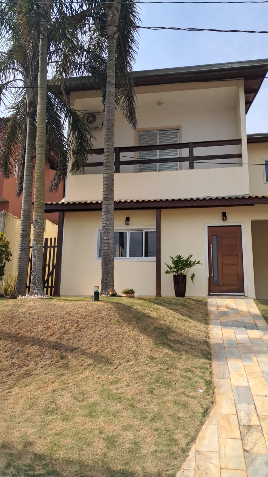 Casa com 04 Quartos - Condomínio Parque São Paulo - (Granja Viana) Cotia/SP