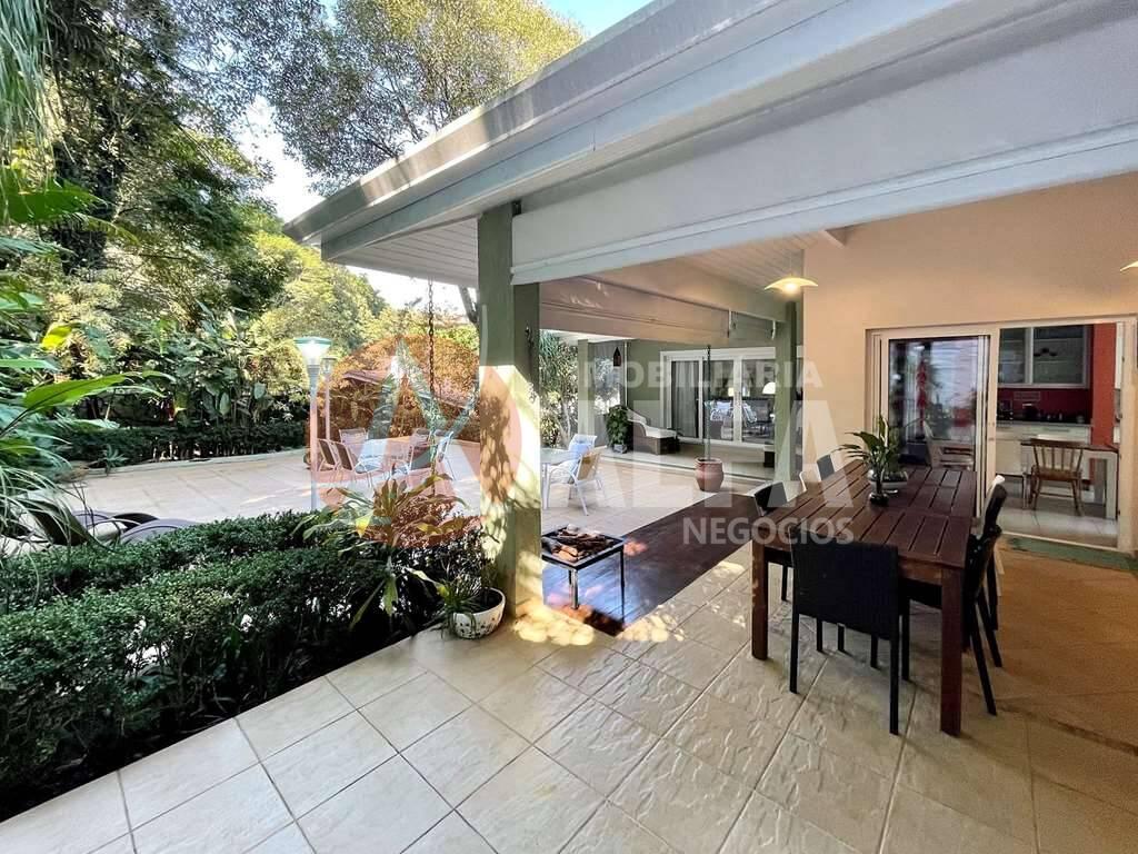 Casa à venda com 4 quartos, 553m² - Foto 46