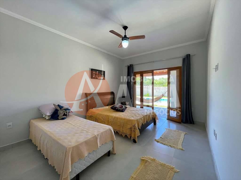 Casa à venda com 4 quartos, 820m² - Foto 14