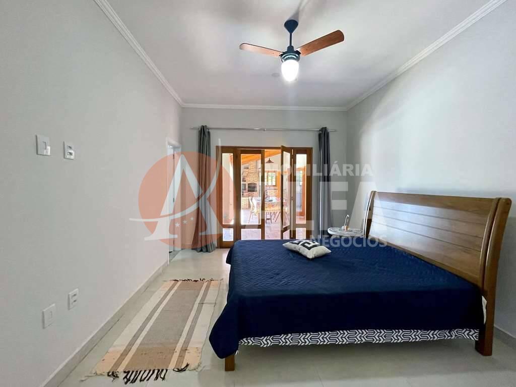 Casa à venda com 4 quartos, 820m² - Foto 11