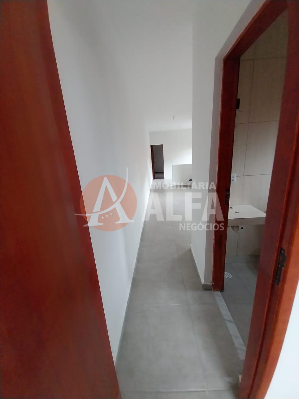 Casa à venda com 2 quartos, 60m² - Foto 5