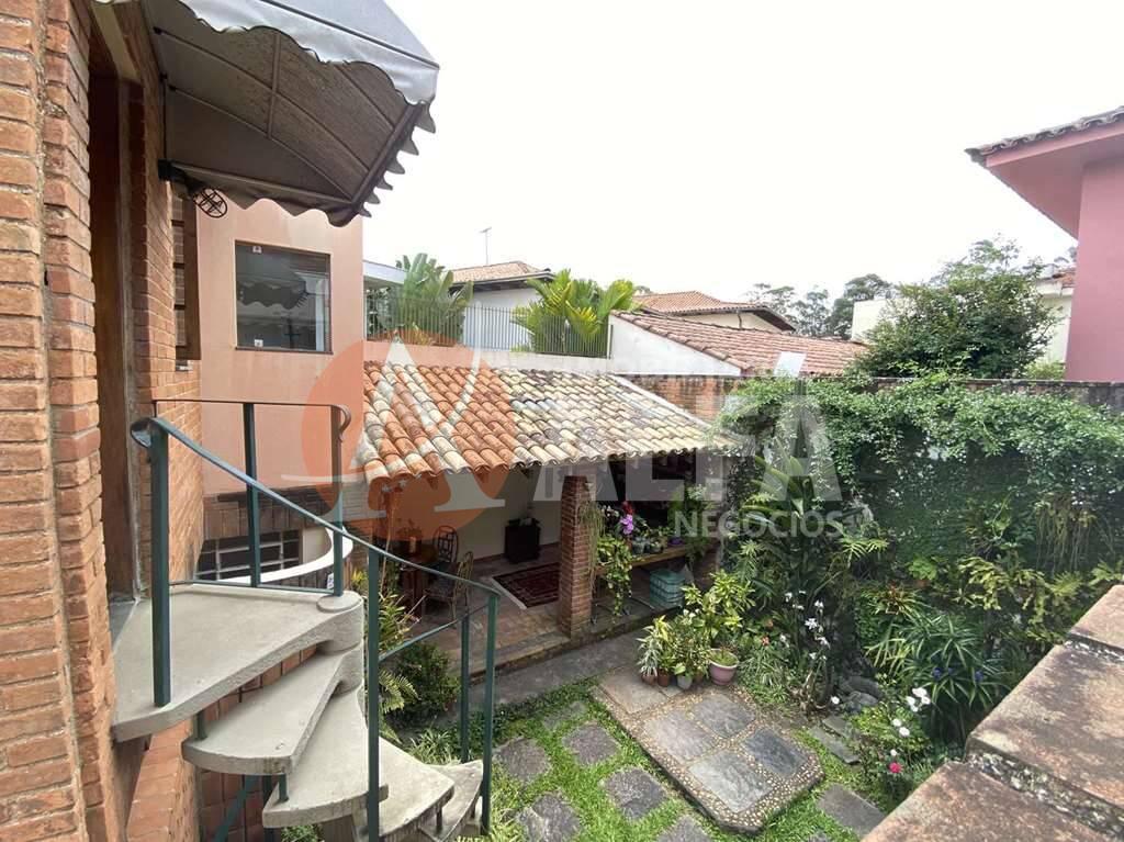 Casa à venda com 4 quartos, 210m² - Foto 27