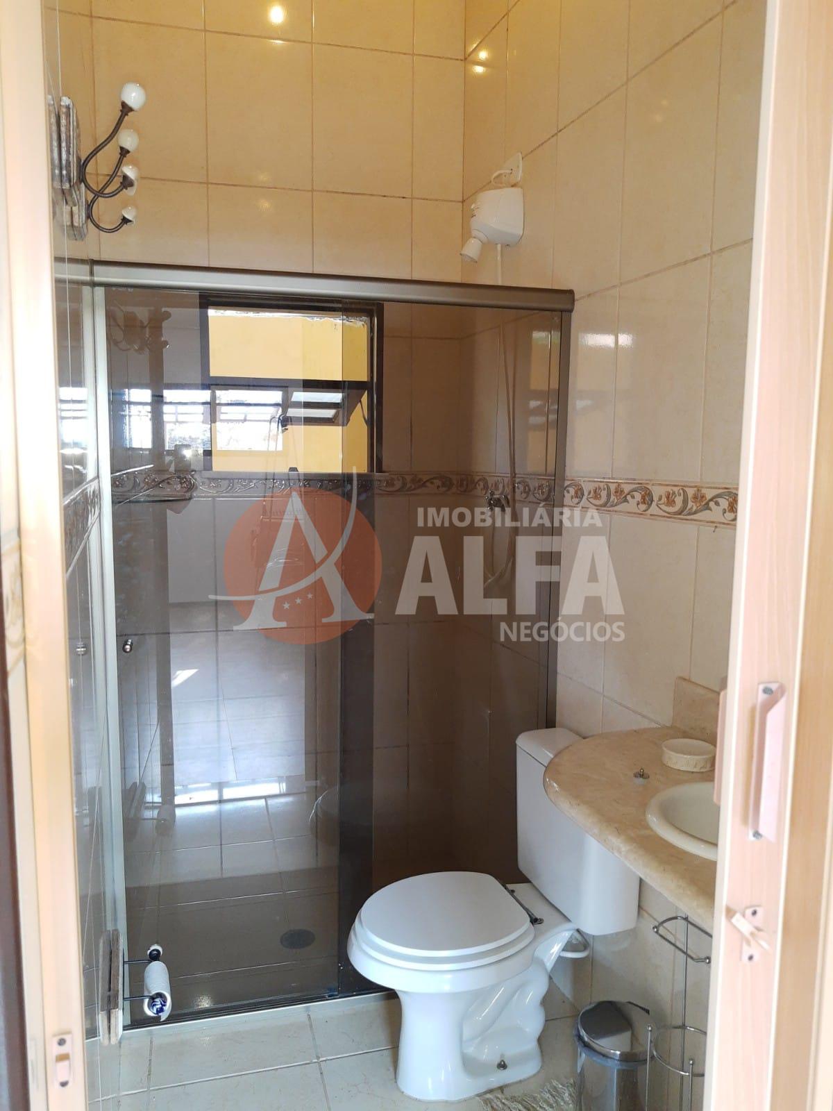 Linda casa com 01 Dormitorio no Paraiso !!!
