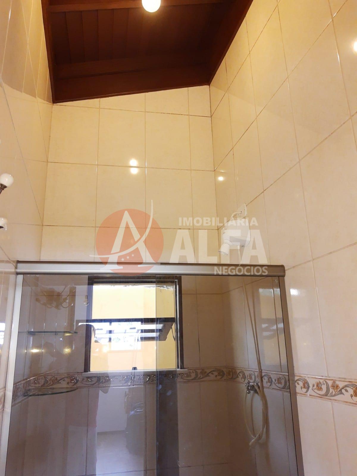 Linda casa com 01 Dormitorio no Paraiso !!!