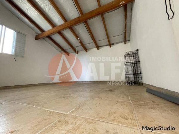 Casa à venda com 3 quartos, 360m² - Foto 25