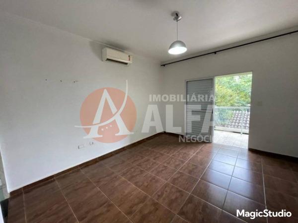 Casa à venda com 3 quartos, 360m² - Foto 6