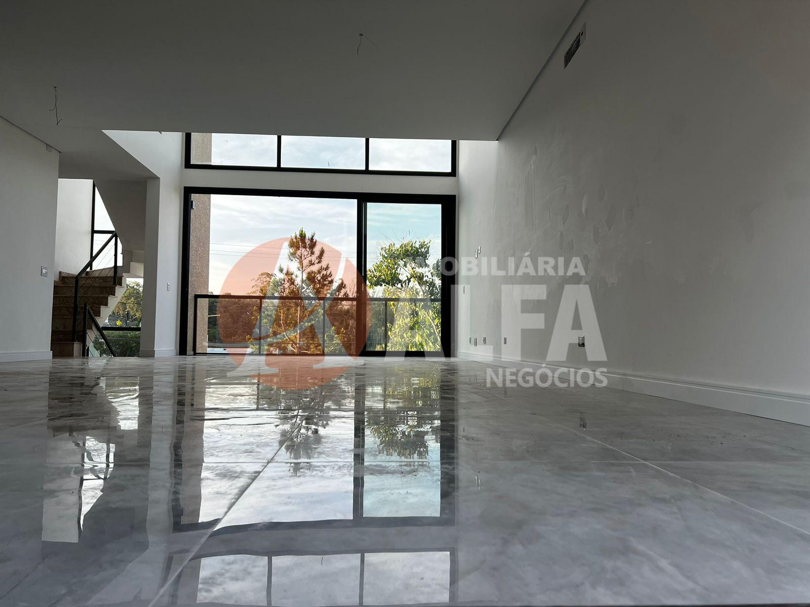 Casa à venda com 3 quartos, 226m² - Foto 8