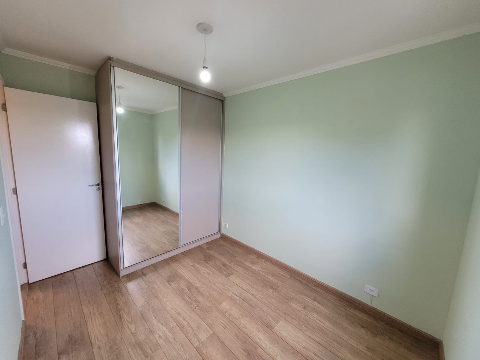 APARTAMENTO - 2 DORMITÓRIOS - CONDOMÍNIIO ASTÓRIA II - JARDIM DOS IPÊS - COTIA/SP