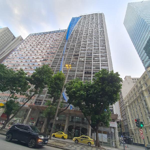 Grupo de Salas Comerciais - Venda