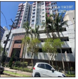 Imóvel com boa estrutura — Outros no Menino Deus, Porto Alegre - RS, Nº 200, 1 vaga, 12m²