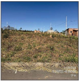 Oferta especial — Terreno no Residencial Vitoria, Unai - MG, Nº 00, 241,57m²