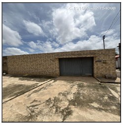 Imóvel com excelente proposta — Casa no Lot Esplanada, Teresina - PI, Nº 8021, 3 quartos, 330m²
