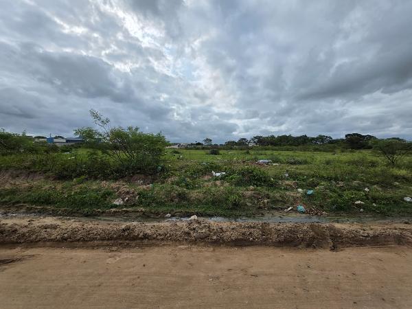 Imóvel com boa estrutura — Terreno no Expansao Urbana, Sao Pedro da Aldeia - RJ, Nº S