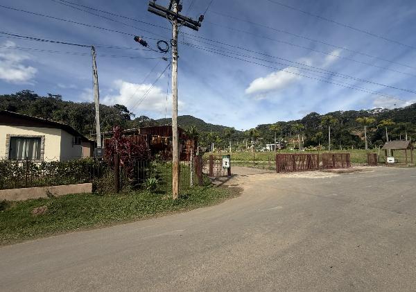 Condições especiais — Terreno no Colonia Alpina, Teresopolis - RJ, N. SN QD V, 886,36m²