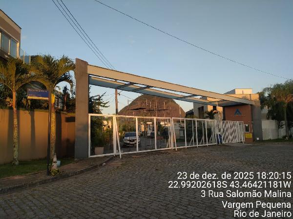 Oportunidade valiosa — Casa no Vargem Pequena, Rio de Janeiro - RJ, Nº S, 3 quartos, 1 vaga, 400m²