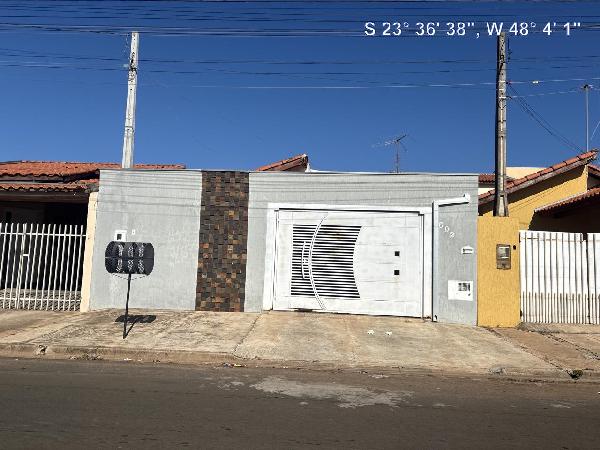 Imóvel com grande valor — Casa no Cambui, Itapetininga - SP, Nº 602, 3 quartos, 160m²