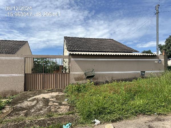Casa, 2 quartos, 220 m² - Foto 1