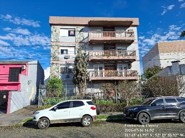 Imóvel em região valorizada — Apartamento no Centro, Pelotas - RS, Apto 402, 3 quartos, 146,53m²
