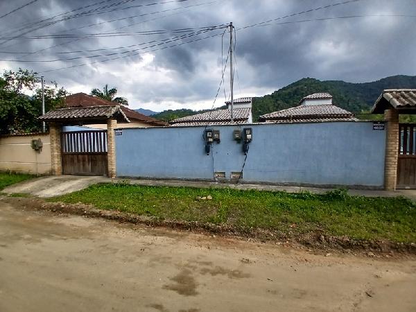 Casa, 2 quartos, 226 m² - Foto 1