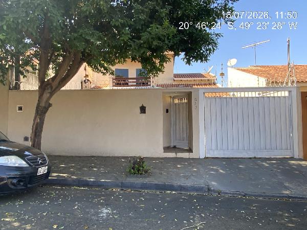 Negócio com vantagem — Casa no Residencial Alto das Andorinhas, Sao Jose do Rio Preto - SP, Nº 370, 1 vaga, 200m²