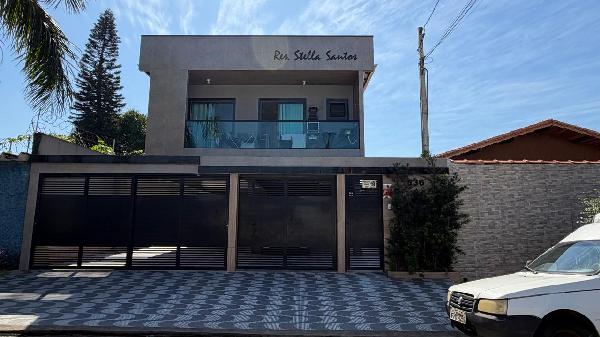 Imóvel em local estratégico — Casa no Maracana, Praia Grande - SP, Nº 536, 2 quartos, 1 vaga, 66,35m²