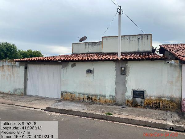 Oportunidade em destaque — Casa no Esplanada, Piracuruca - PI, Nº 588, 2 quartos, 231,21m²